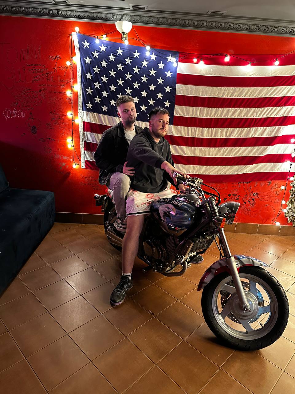 Одноклассники